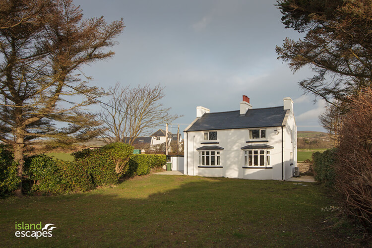 WhiteCottage-3